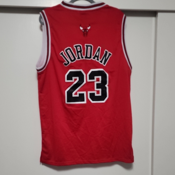 Nike 2009 Chicago Bulls Michael Jordan #23 Red Jersey NWT XL - Picture 9 of 13
